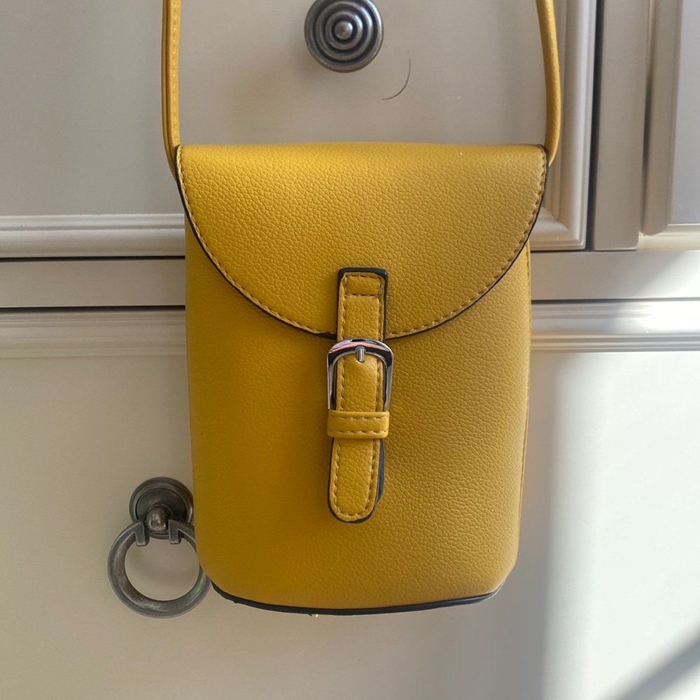 Stylish Yellow Purse